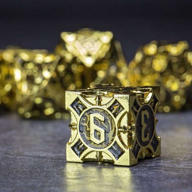 Sage’s Runic Caltrops Gold/Black Metal Polyhedral Dice Set image 5