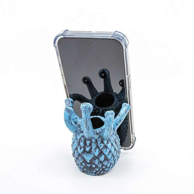 Blue Eye Tyrant Desk Companion Phone Stand & Pencil Holder image 12