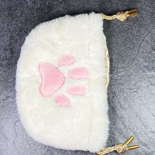 Sage's Furry Kittypaw Bag - White Fur/Pink Paw Dice Bag image 8