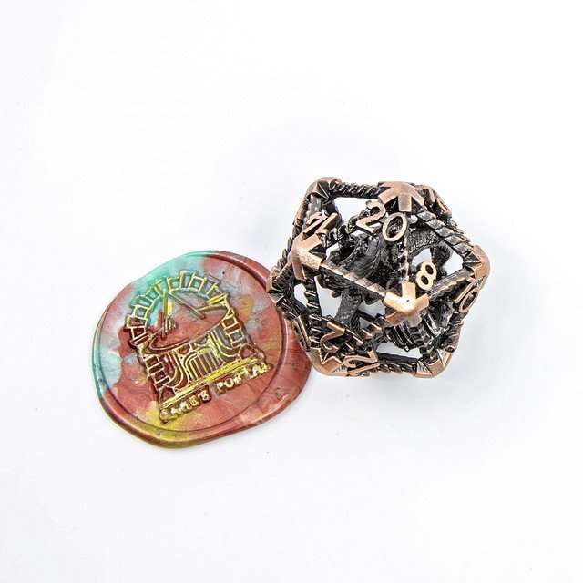 Sage’s 42mm Draconic Prison Copper Cage Hollow Metal D20 image 4