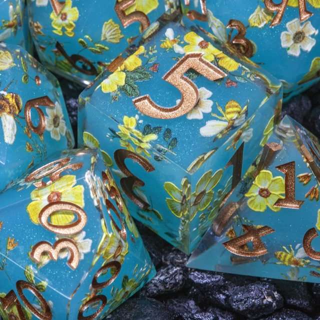 Sage's Honeybees Tropical Honey Sharp Edge Resin Dice Set image 17