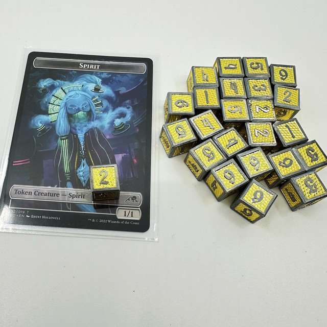 Sage's Wyrmlings Gold Scales Metal d6 Dice 24 Piece Set image 3