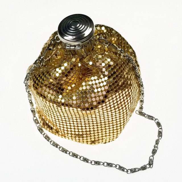 Sage’s Gala Purse – Gold Metallic Scale Gate-top Dice Bag image 7