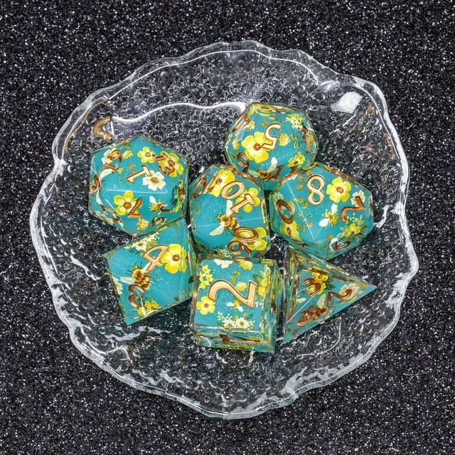 Sage's Honeybees Tropical Honey Sharp Edge Resin Dice Set image 13