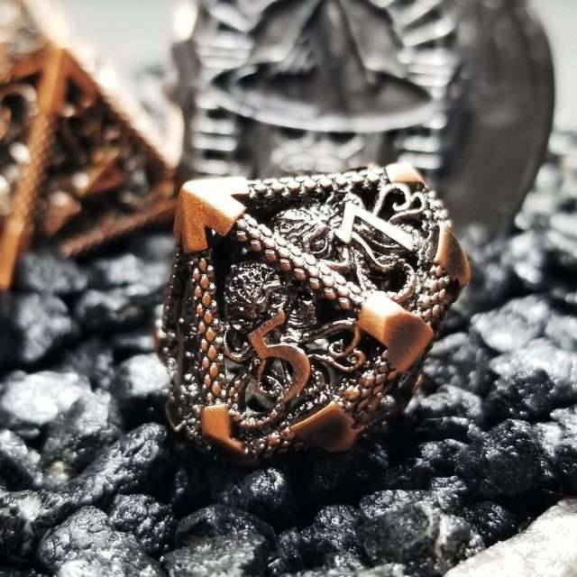 Sage's Cthulhu Shugnahothh Bronze Hollow Metal Polyhedral Dice Set image 4
