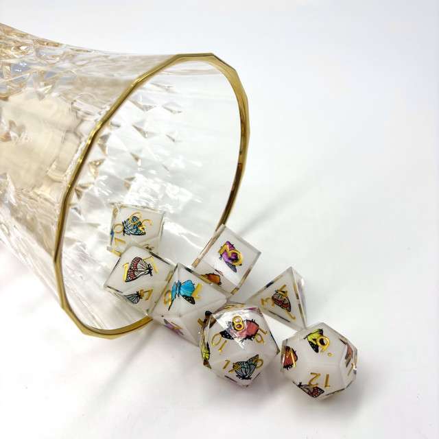 Sage's Kindred Companions Fluttering Swarm Sharp Edge Resin Dice Set image 9