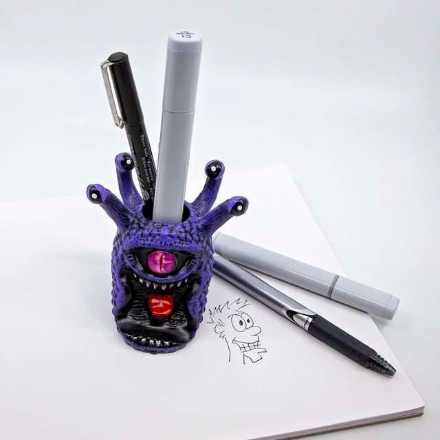 Purple Eye Tyrant Desk Companion Phone Stand & Pencil Holder image 12