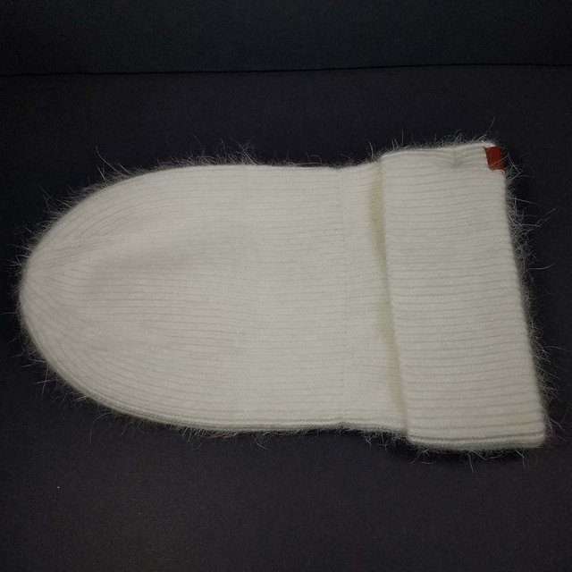 Sage’s Cap – White Angora Rabbit Fur Viscose Beanie image 6