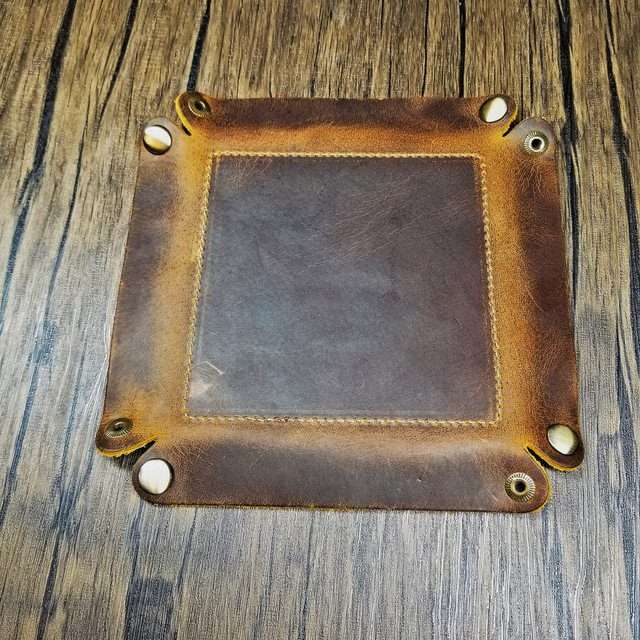 Sage's Enchanted Dice Tray Crazy Horse Oiled Saddle Leather Travel Size image 5