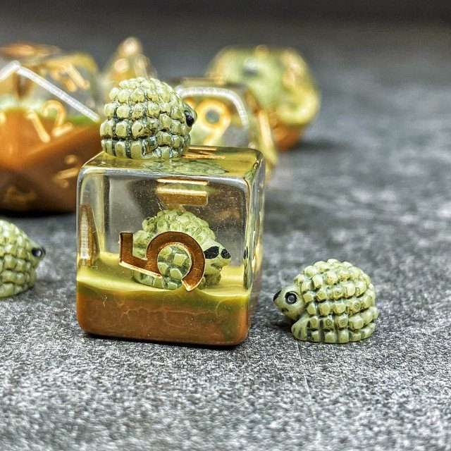 Sage's Baby Hedgehog Green Familiar Resin Polyhedral Dice Set image 6