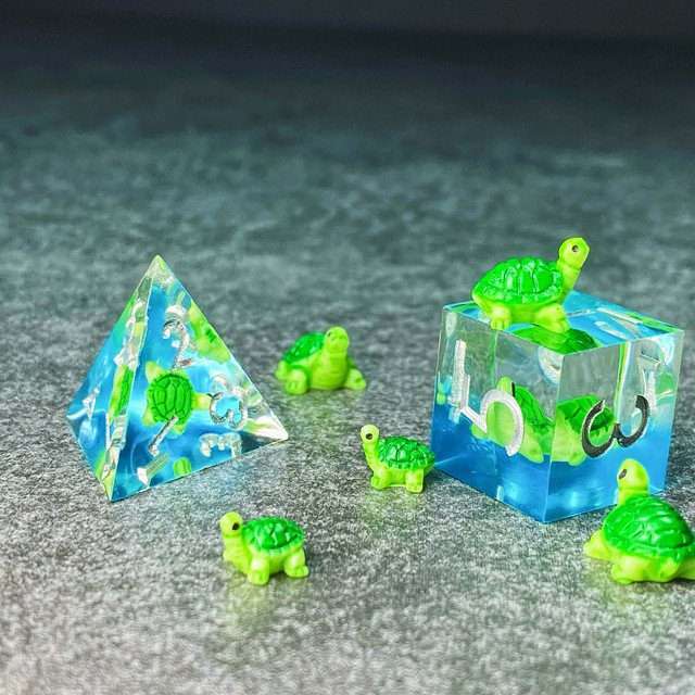Sage's Familiars - Baby Turtle Familiar Sharp Edge Resin Polyhedral Dice Set image 4