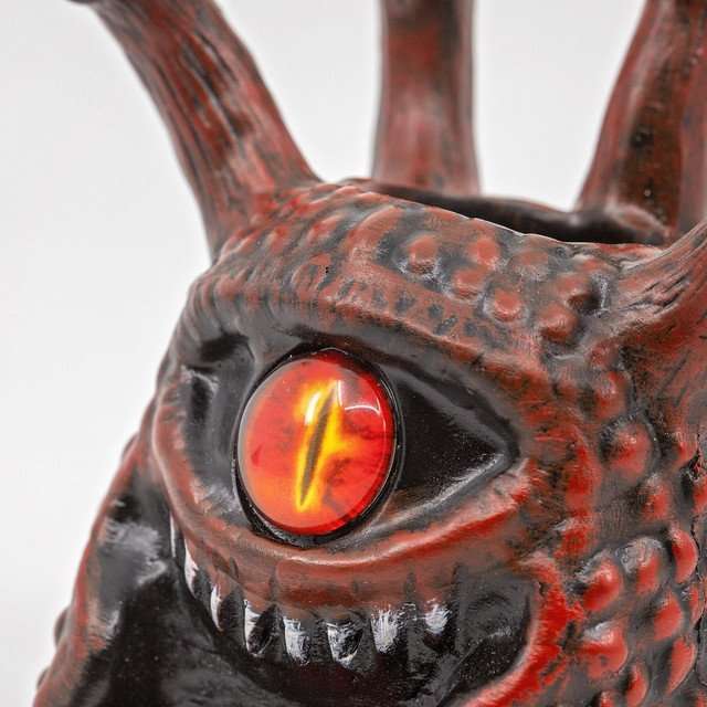 Red Eye Tyrant Desk Companion Phone Stand & Pencil Holder image 10