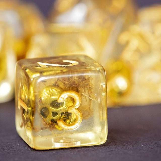 Sage's Familiars - Golden Skull Familiar Resin Polyhedral Dice Set image 14