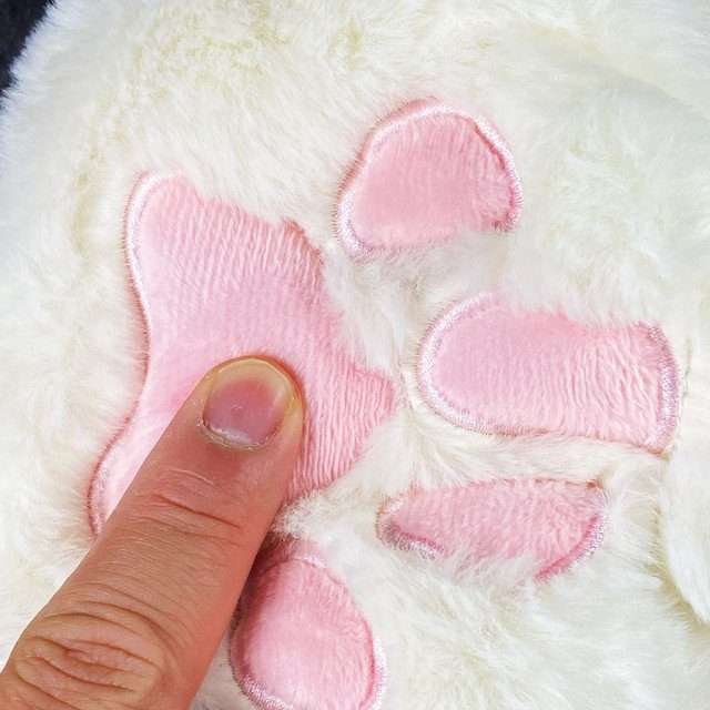 Sage's Furry Kittypaw Bag - White Fur/Pink Paw Dice Bag image 4