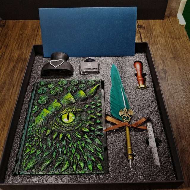 Eye of the Green Dragon Notebook Gift Set | Handmade Notebook for TTRPG, Sketchbook, Diary image 5