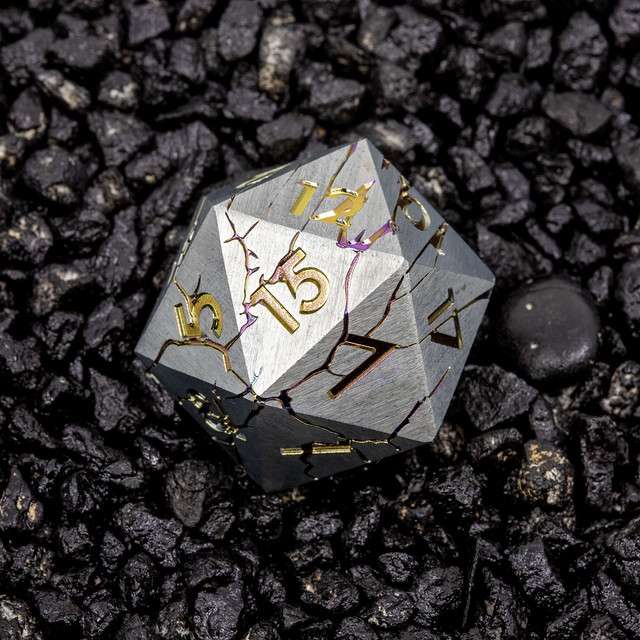 Sage's Relics of Antiquity - Silver Rainbow 33mm Metal D20 Die image 2