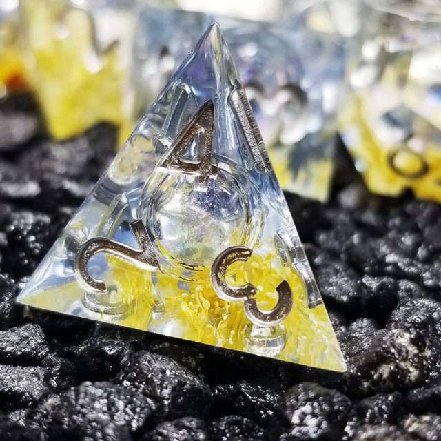 Sage's Divine Souls Liquid Core Sharp Edge Resin Dice Set - Sage's PortalLiquid Core Dice Set