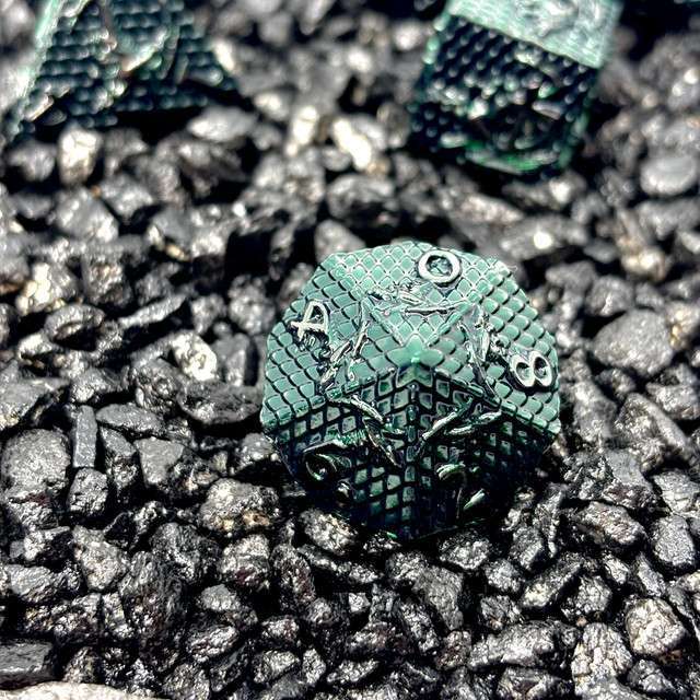 Sage's Dragonscales Green/Silver Metal Polyhedral Dice Set - Sage's PortalMetal Dice Set