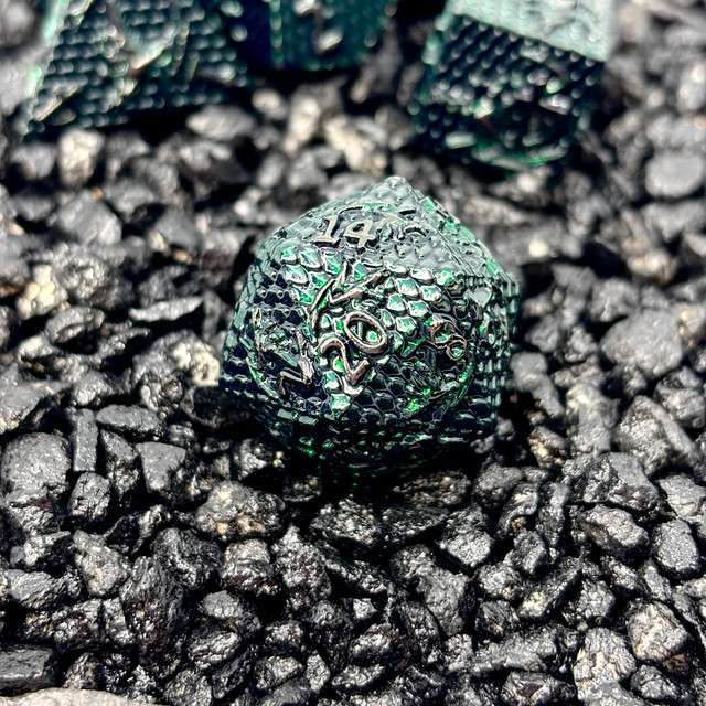 Sage's Dragonscales Green/Silver Metal Polyhedral Dice Set - Sage's PortalMetal Dice Set