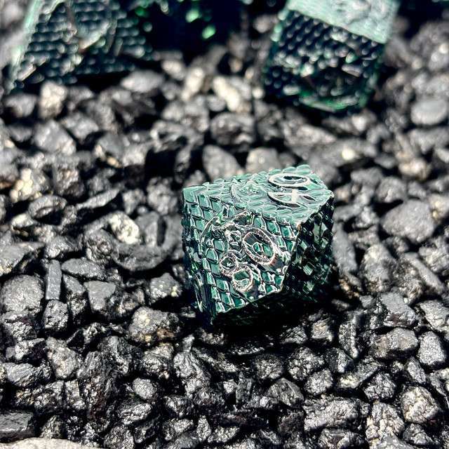Sage's Dragonscales Green/Silver Metal Polyhedral Dice Set - Sage's PortalMetal Dice Set