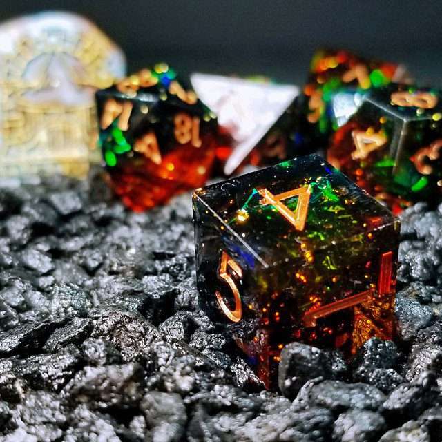 Sage's Enchanted Crystals Cola/Green/Blue Sharp Edge Resin Dice Set - Sage's PortalSharp Edge Resin Dice Set