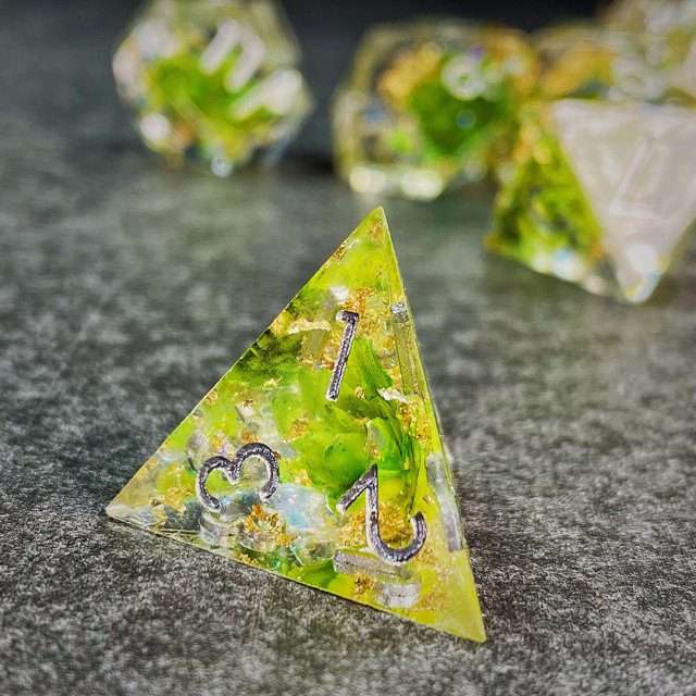 Sage’s Enchanted Flower Green Sharp Edge Resin Polyhedral Dice Set - Sage's PortalSharp Edge Resin Dice Set