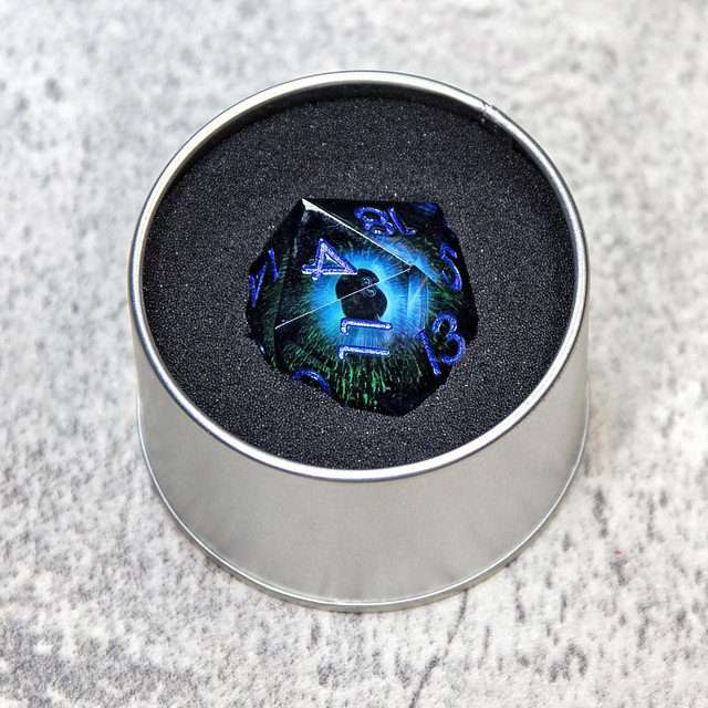 Sage's Eye of the Beast 33mm Jiggling Blue Eye D20 Resin Die - Sage's PortalLiquid Core Dice Set