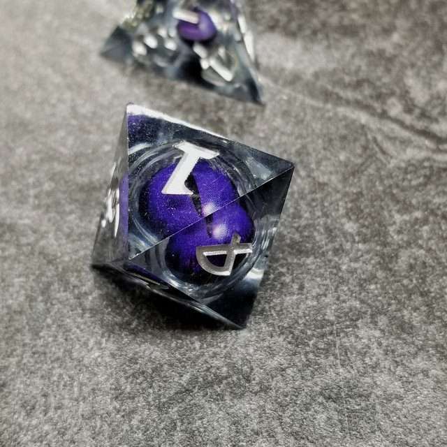 Sage's Eye of the Purple Serpent Jiggling Liquid Core Polyhedral Dice Set - Sage's PortalLiquid Core Dice Set