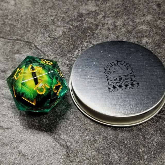 Sage's Eye of the Serpent Jiggling Green Eye Resin 33mm D20 - Sage's PortalLiquid Core Dice Set