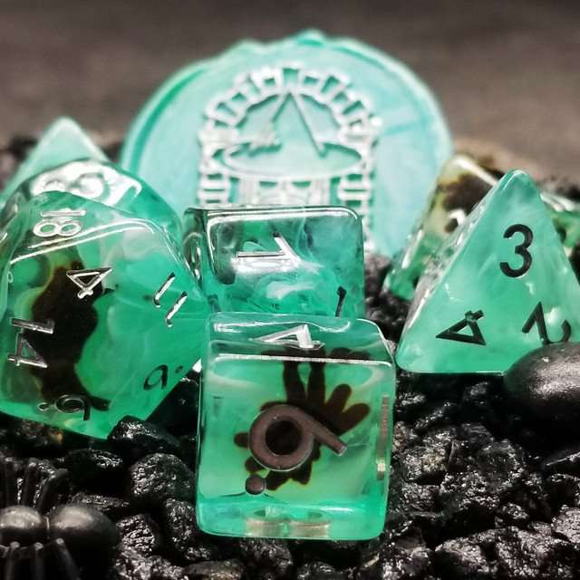 Sage's Familiars - Black Spiderling in Swamp Resin Polyhedral Dice Set - Sage's PortalResin Dice Set