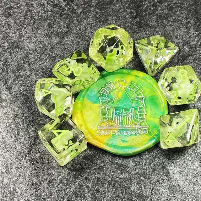 Sage's Familiars - Green Baby Dragon Resin Polyhedral Dice Set - Sage's PortalResin Dice + Figurine Set