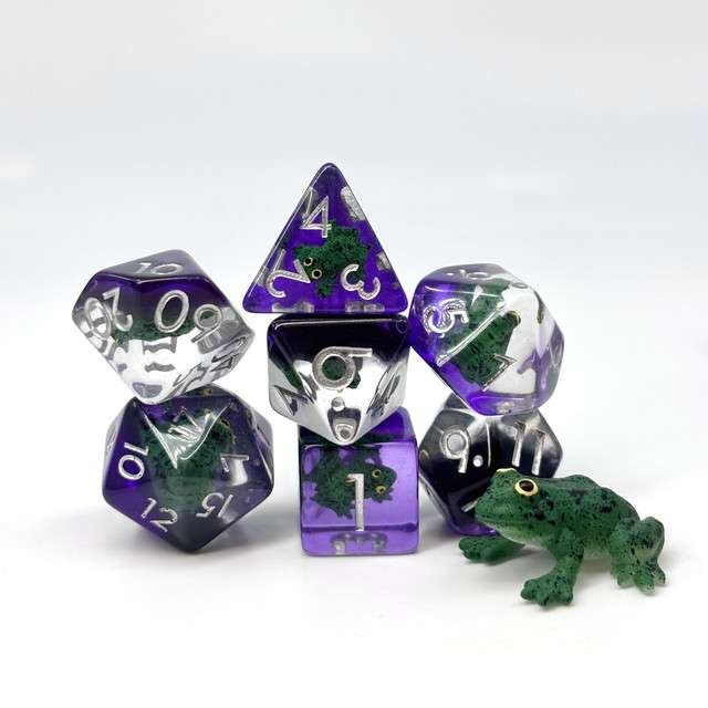 Sage's Familiars - Green Frog Resin Polyhedral Dice Set - Sage's PortalResin Dice Set