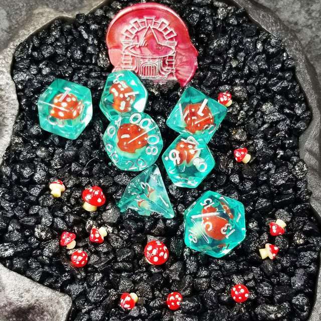 Sage's Familiars - Red Magic Shrooms Resin Polyhedral Dice Set - Sage's PortalResin Dice Set