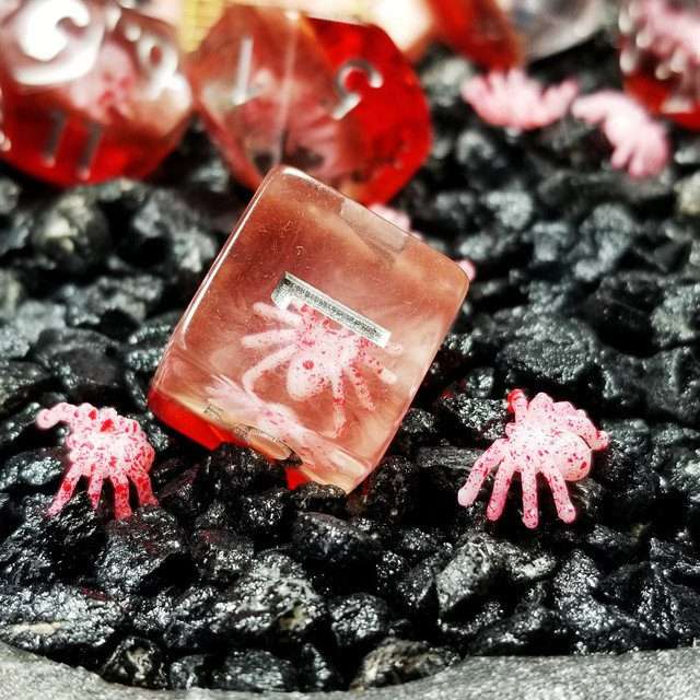 Sage's Familiars - Speckled Albino Spiderling in Red and Silver Ink Resin Polyhedral Dice Set - Sage's PortalResin Dice Set