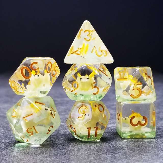 Sage's Familiars - Yellow Baby Stegosaurus Resin Polyhedral Dice Set - Sage's PortalResin Dice + Figurine Set