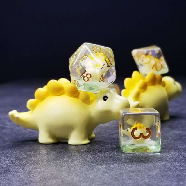 Sage's Familiars - Yellow Baby Stegosaurus Resin Polyhedral Dice Set - Sage's PortalResin Dice + Figurine Set