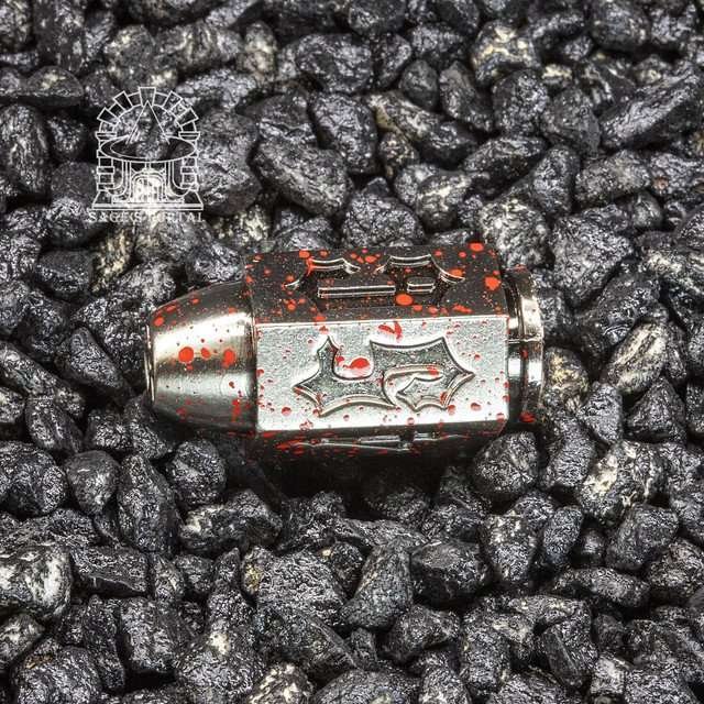 Sage's Holy Bullet Silver/Blood Metal D6 - Sage's PortalMetal Dice Set