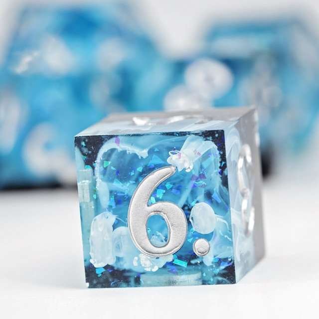 Sage's Ice Flames Sharp Edge Resin Polyhedral Dice Set - Sage's PortalSharp Edge Resin Dice Set