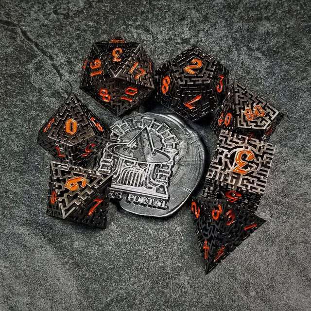 Sage's Labyrinths - Black Weave Red Ink Hollow Metal Polyhedral Dice Set - Sage's PortalHollow Metal Dice Set