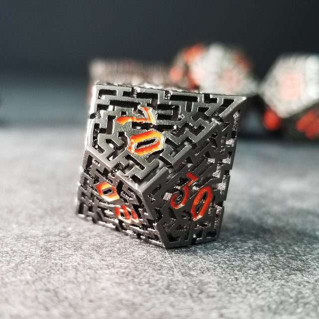 Sage's Labyrinths - Black Weave Red Ink Hollow Metal Polyhedral Dice Set - Sage's PortalHollow Metal Dice Set