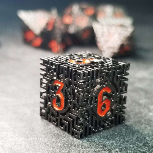 Sage's Labyrinths - Black Weave Red Ink Hollow Metal Polyhedral Dice Set - Sage's PortalHollow Metal Dice Set
