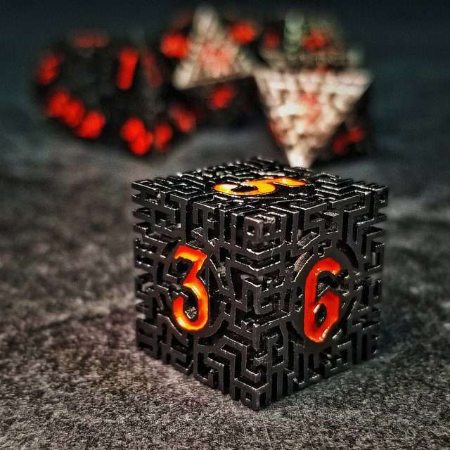 Sage's Labyrinths - Black Weave Red Ink Hollow Metal Polyhedral Dice Set - Sage's PortalHollow Metal Dice Set