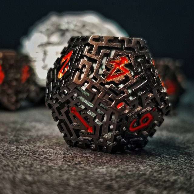 Sage's Labyrinths - Black Weave Red Ink Hollow Metal Polyhedral Dice Set - Sage's PortalHollow Metal Dice Set