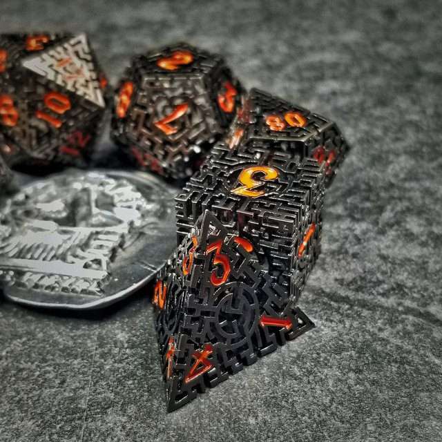 Sage's Labyrinths - Black Weave Red Ink Hollow Metal Polyhedral Dice Set - Sage's PortalHollow Metal Dice Set