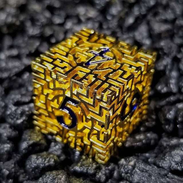 Sage's Labyrinths - Gold Weave Black Ink Hollow Metal Polyhedral Dice Set - Sage's PortalHollow Metal Dice Set