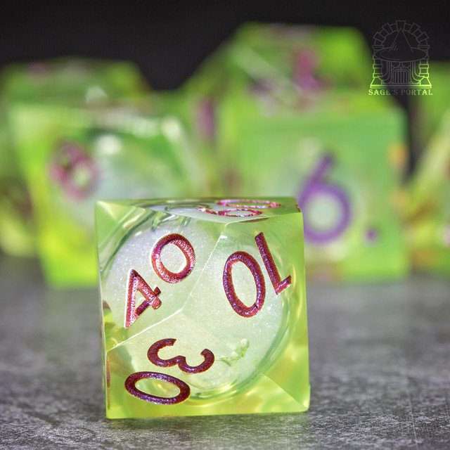 Sage's Lake Souls Liquid Core Sharp Edge Resin Dice Set - Sage's PortalLiquid Core Dice Set