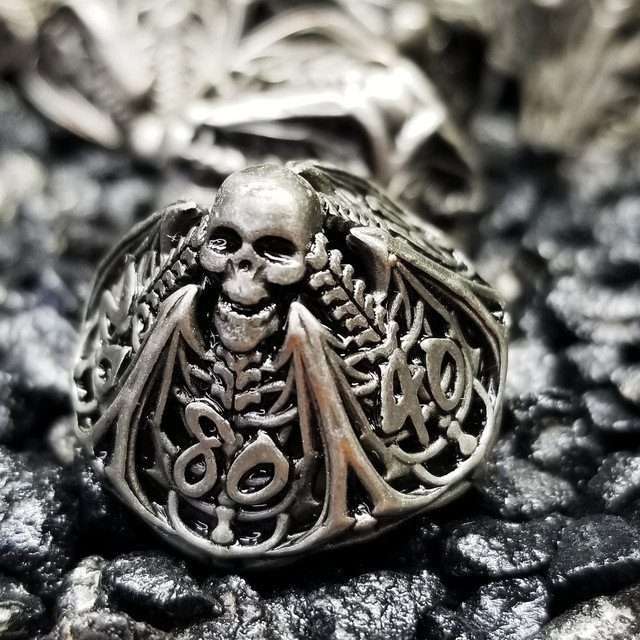 Sage's Macabre Bone Trinket Nickel Silver Hollow Metal Polyhedral Dice Set - Sage's PortalHollow Metal Dice Set