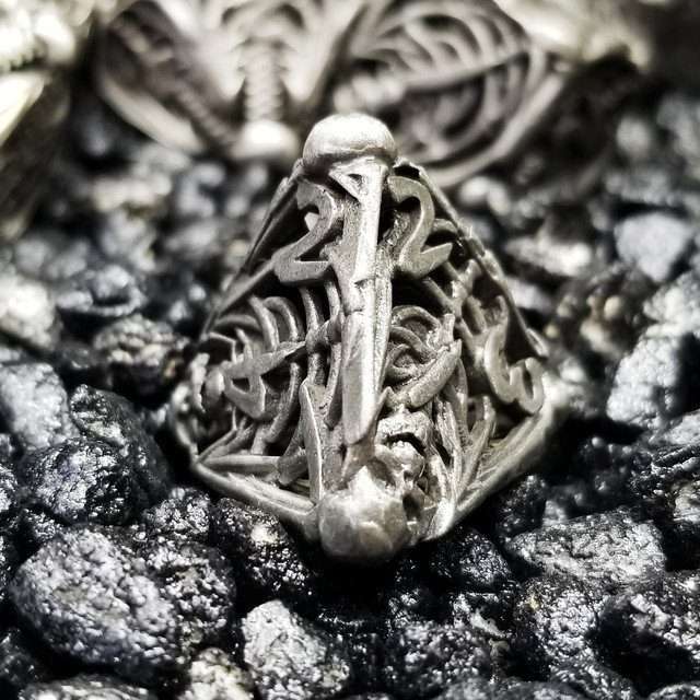 Sage's Macabre Bone Trinket Nickel Silver Hollow Metal Polyhedral Dice Set - Sage's PortalHollow Metal Dice Set