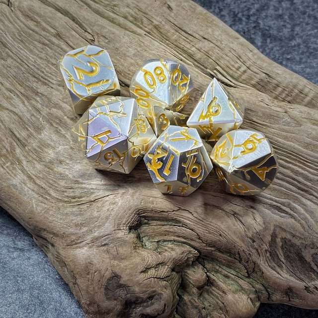 Sage's Relics of Antiquity- Pearl Silver with Gold Metal Polyhedral Dice Set - Sage's PortalMetal Dice Set