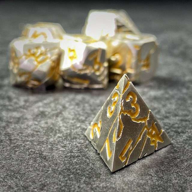 Sage's Relics of Antiquity- Pearl Silver with Gold Metal Polyhedral Dice Set - Sage's PortalMetal Dice Set